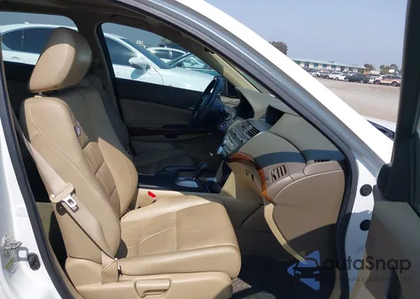 2010 Honda Accord 2.4 Ex-L from USA, damaged, VIN 1HGCP2F86AA193317